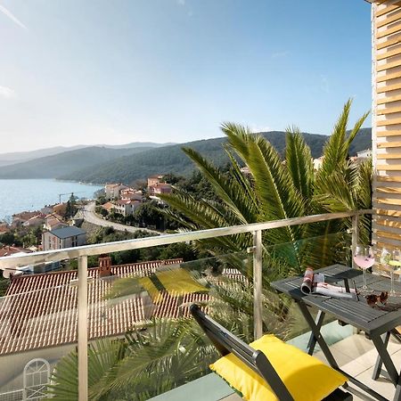 Small Apartment With A Big View Rabac Exterior photo
